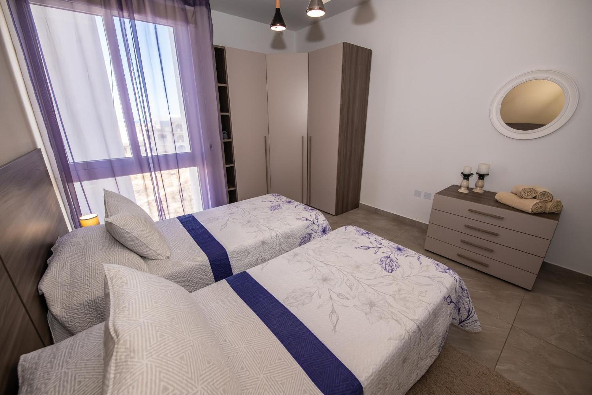 Clifftop Modern Apartment Mellieħa Exterior foto